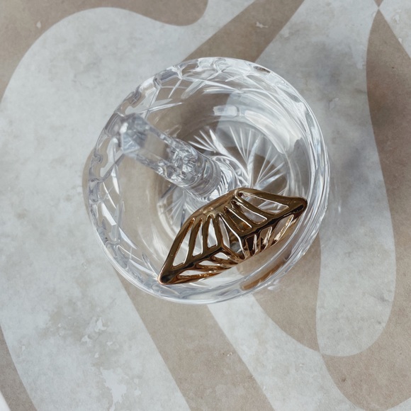 Vintage gold geometric statement ring - Picture 2 of 3